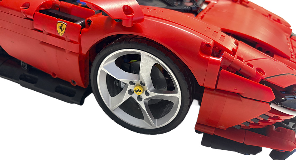 Ferrari Daytona SP3 de LEGO e as 27 horas que viraram memória