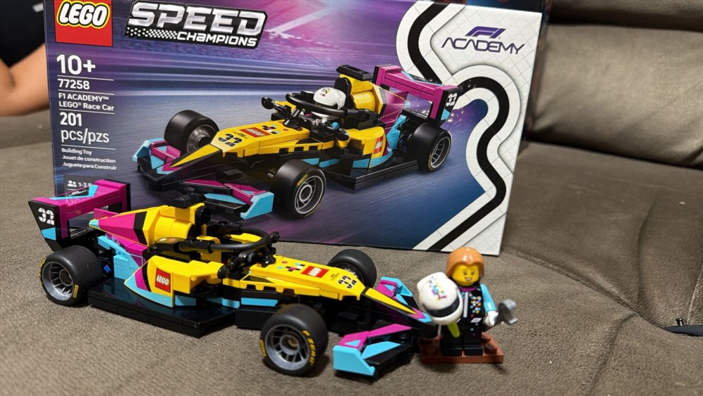 Carro de Corrida F1 ACADEMY